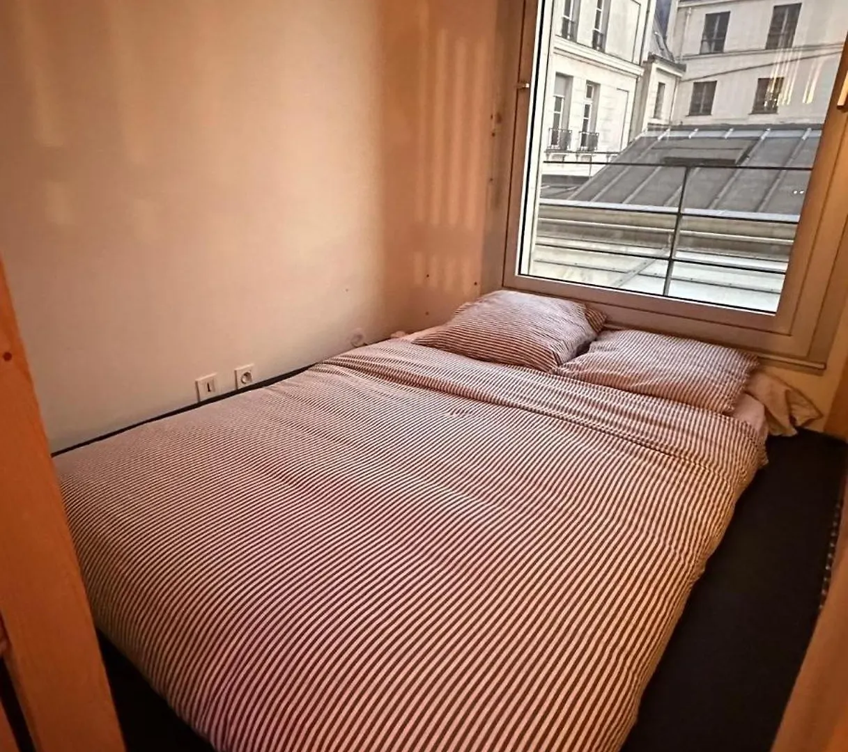 Studio Cosy Coeur Paris - Quartier Opera 0*,  France